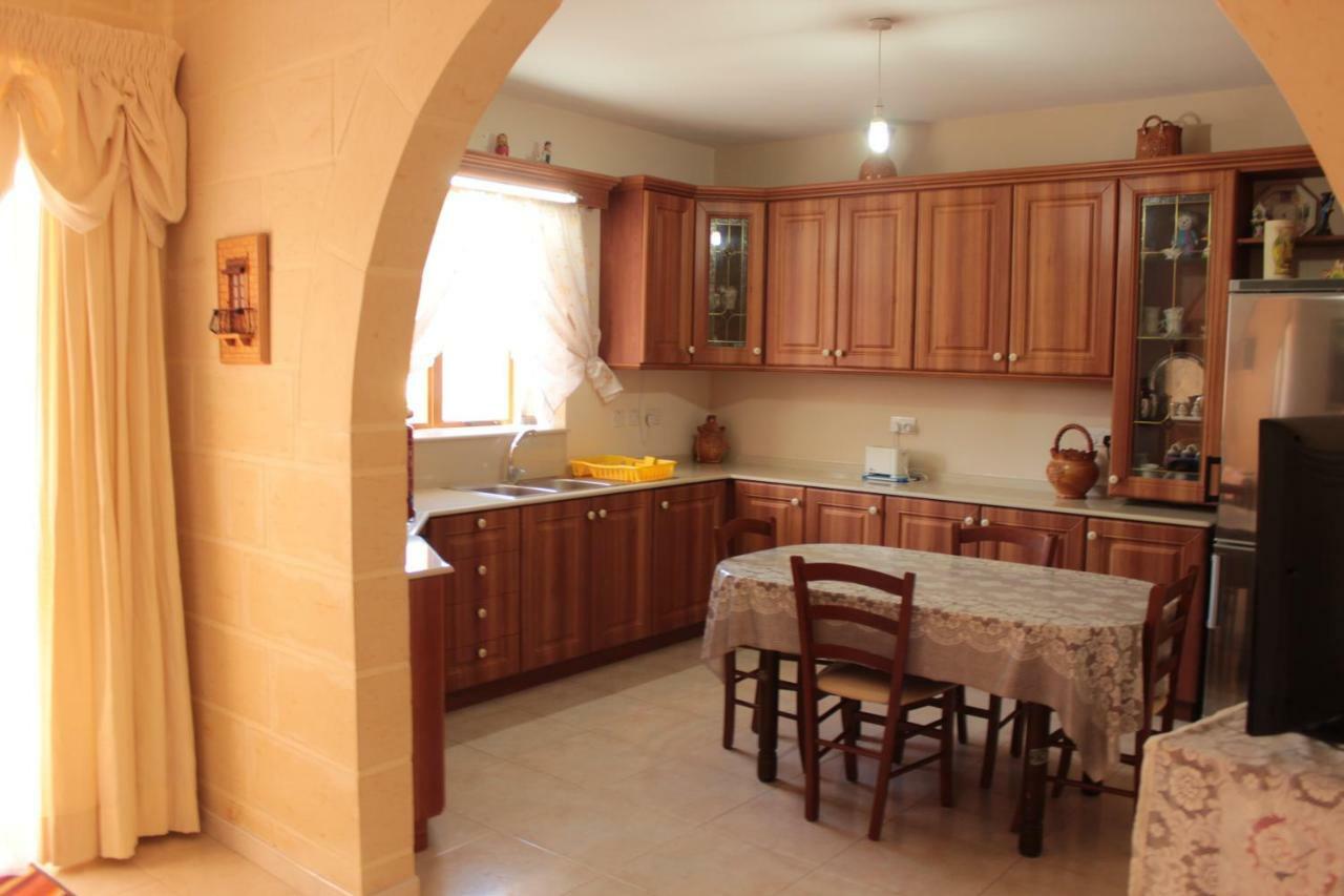 Grazzja Traditional Apartment Zabbar Exterior photo